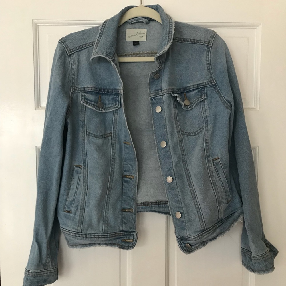 Universal Thread Jean Jacket size M